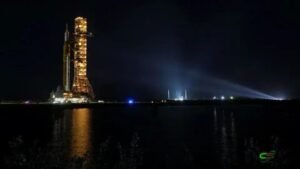 Artemis II: Nasa marca lançamento tripulado rumo à órbita da Lua